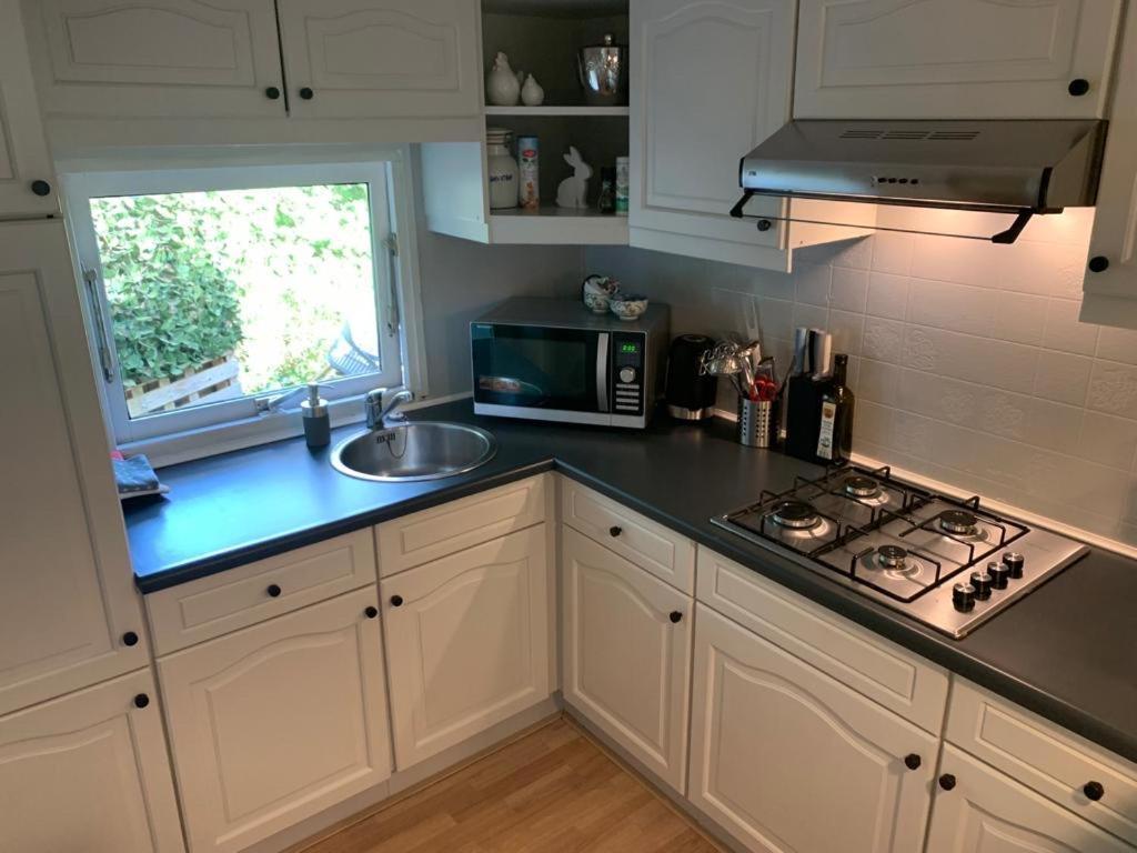 Private Big Garden Double With Outside Hottub And Barrelsauna, Woodside, Nature Apartment *